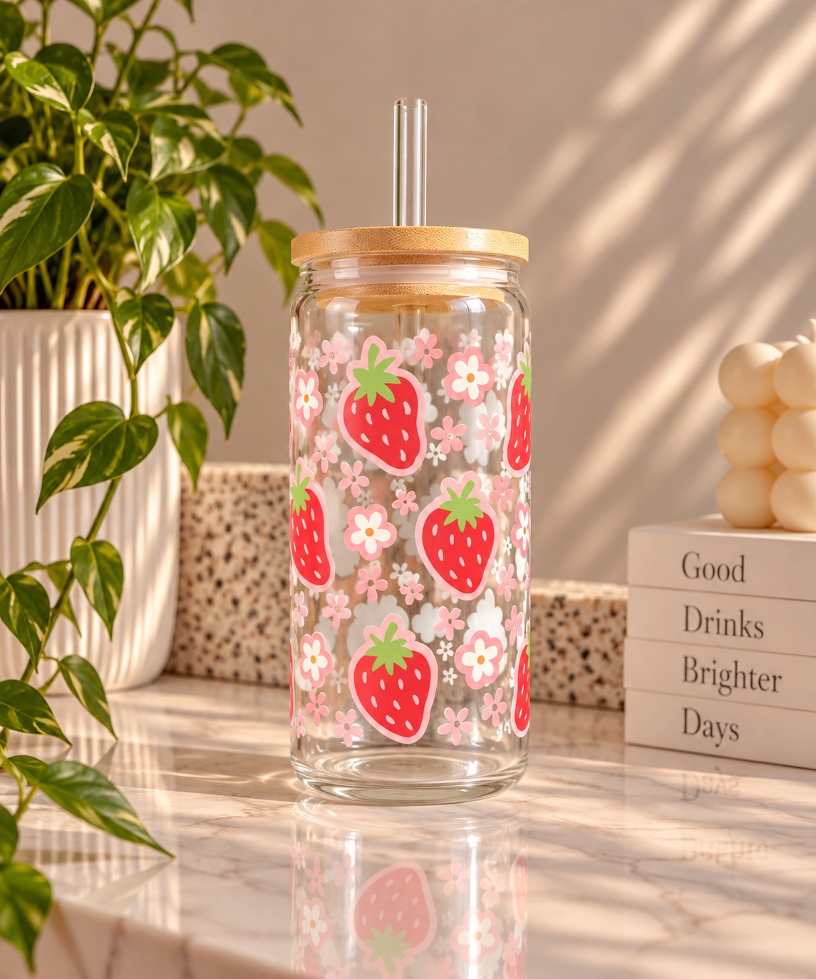 Strawberry & Daisy Glass Tumbler